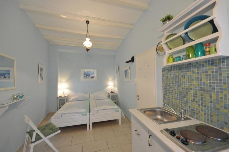 George'S Beach Studios Aliki  Bagian luar foto