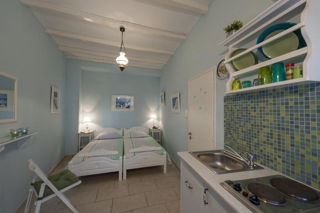 George'S Beach Studios Aliki  Bagian luar foto