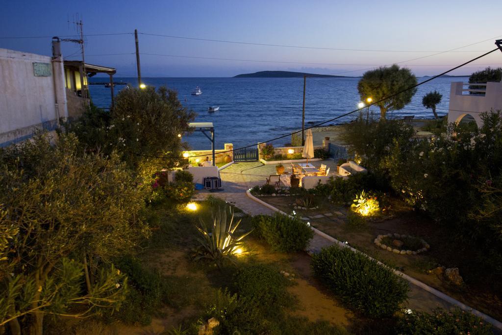 George'S Beach Studios Aliki  Bagian luar foto